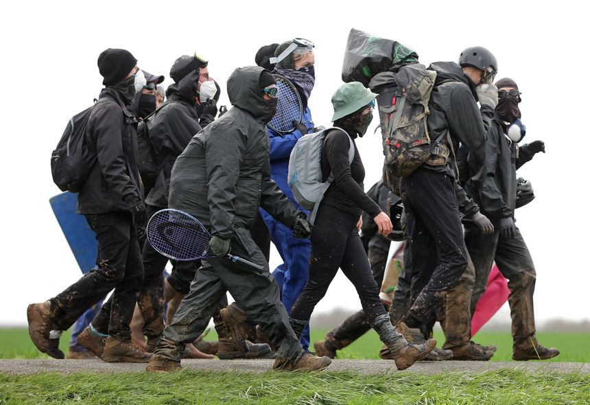 Protesters head for Sainte-Soline, March 25, 2023.