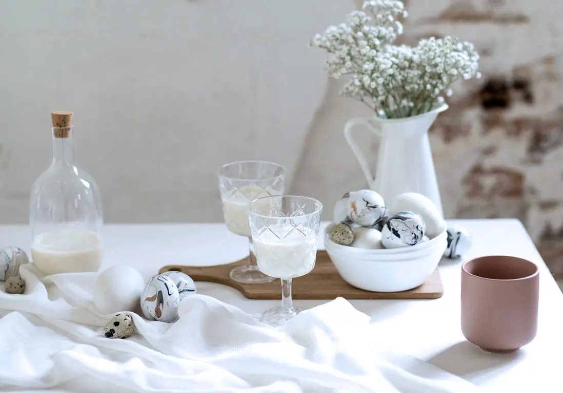 A pretty table decoration to celebrate Easter in style - Elle Décoration