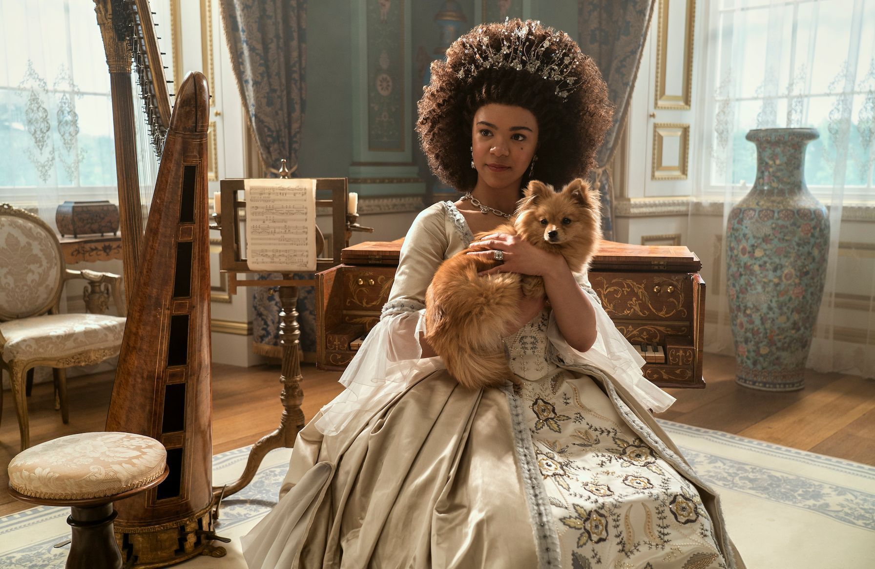 “Queen Charlotte”: the series derived from “Bridgerton” unveils a romantic trailer