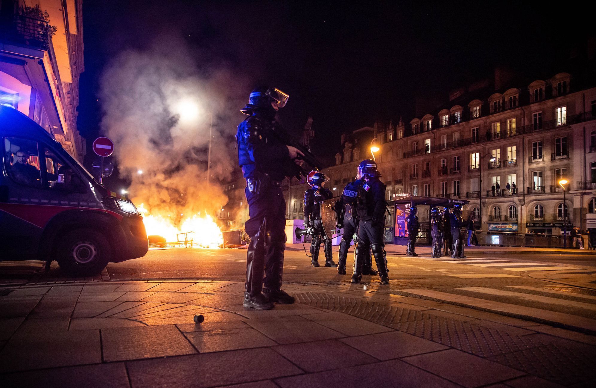 Demonstrations against pension reform: episodes of violence set France on fire