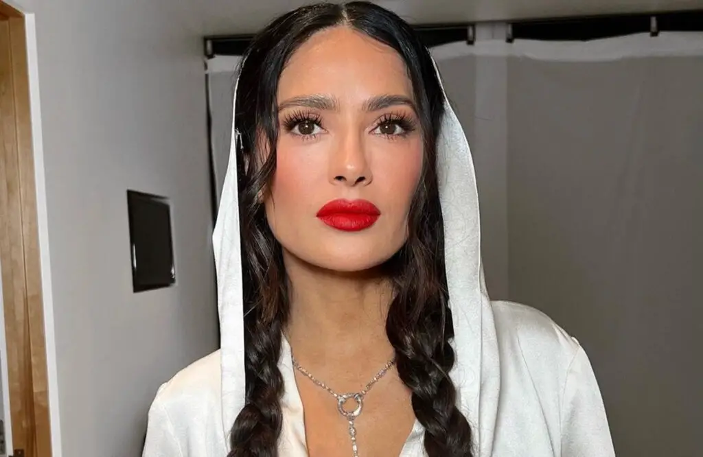 Salma Hayek appears without makeup on Instagram and she is sublime