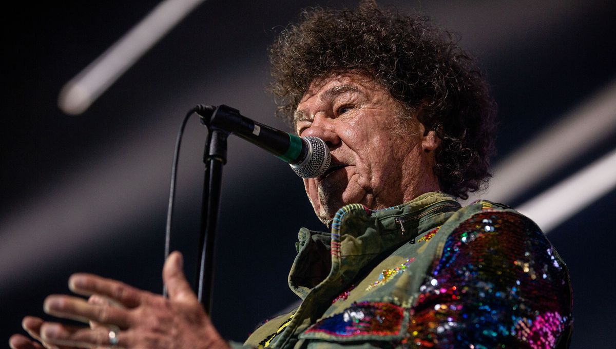 Robert Charlebois: "You learn more by listening to the songs of a people than political speeches"